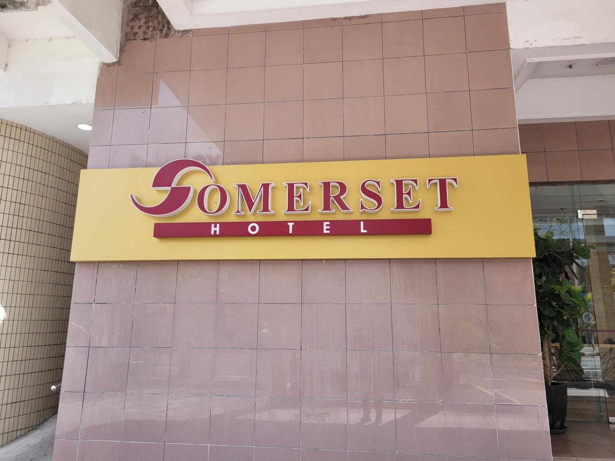Somerset Hotel Miri Exterior foto